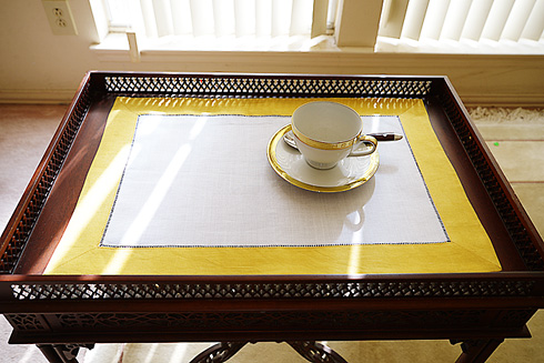 White Hemstitch Placemat 14"x20". Spicy Mustard color border - Click Image to Close